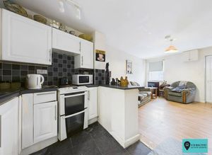 Flat Four Kitchen/Lounge - click for photo gallery